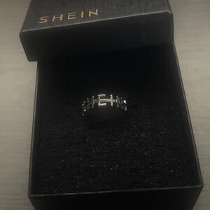 SHEIN Silver Geometric Ring